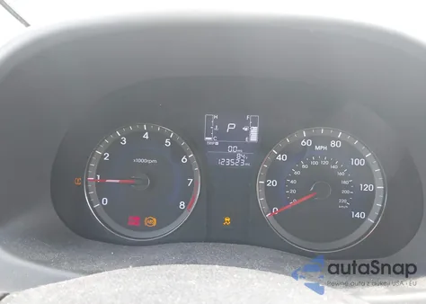 2016 Hyundai Accent Se z USA, uszkodzony, nr VIN KMHCT5AE4GU247127